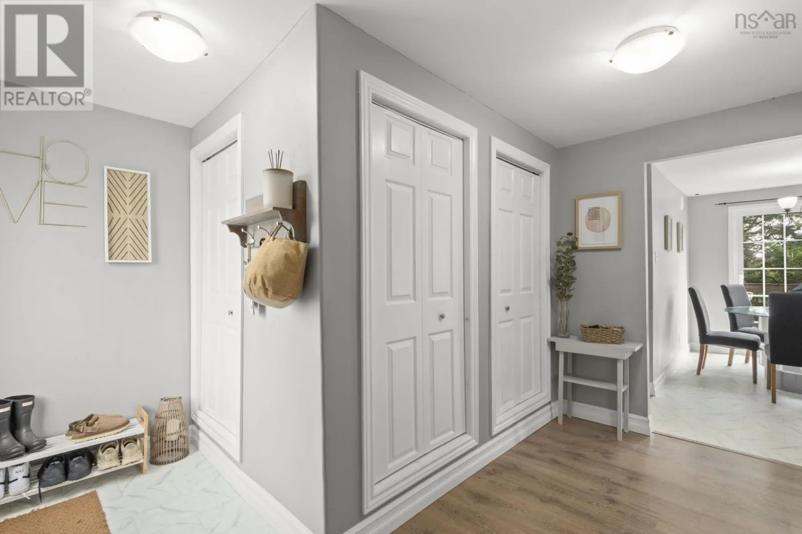 5 Pleasant Street