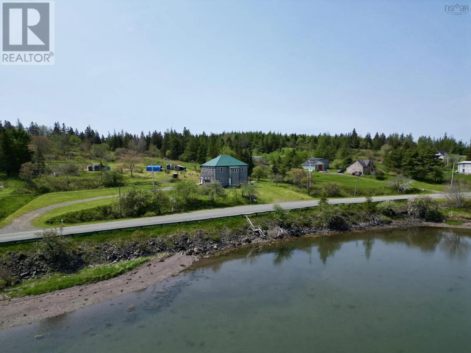 2714 Highway 320