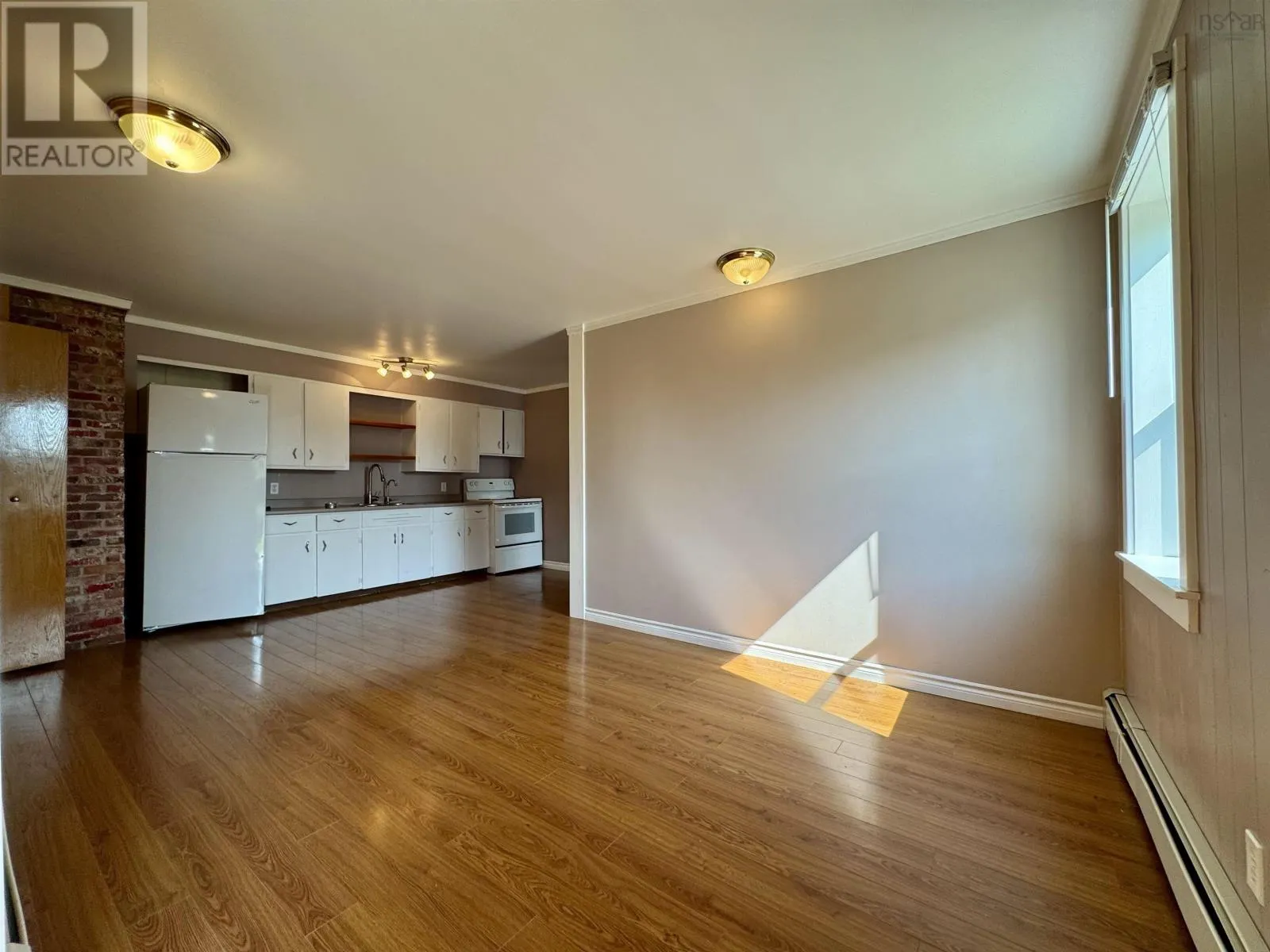 2714 Highway 320
