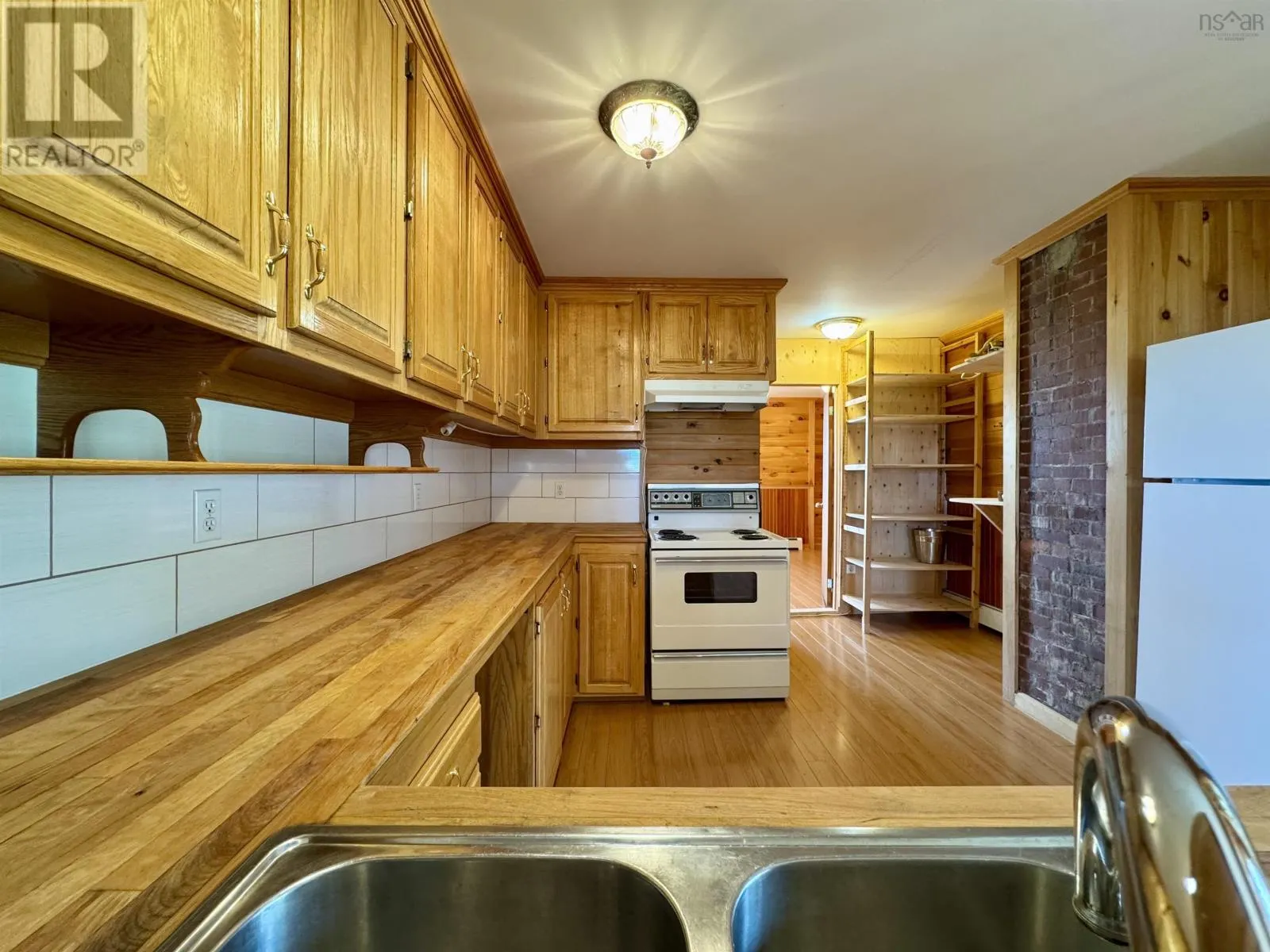 2714 Highway 320