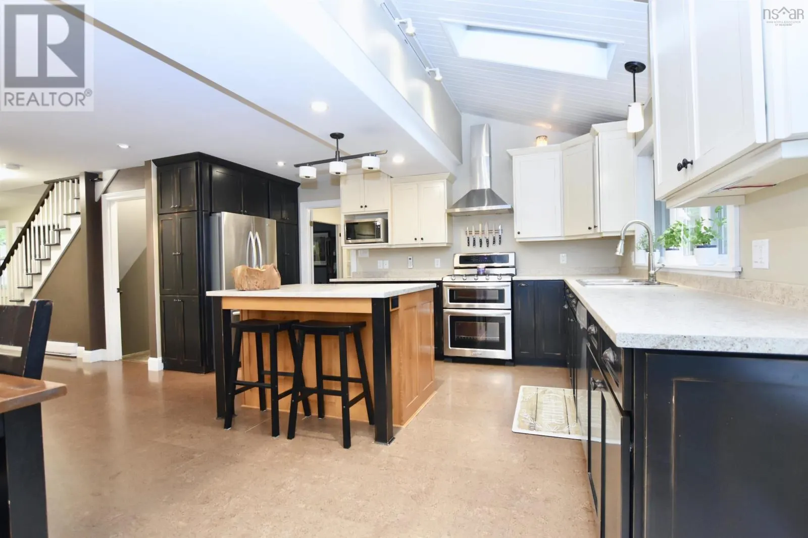 10 Kingsway Road