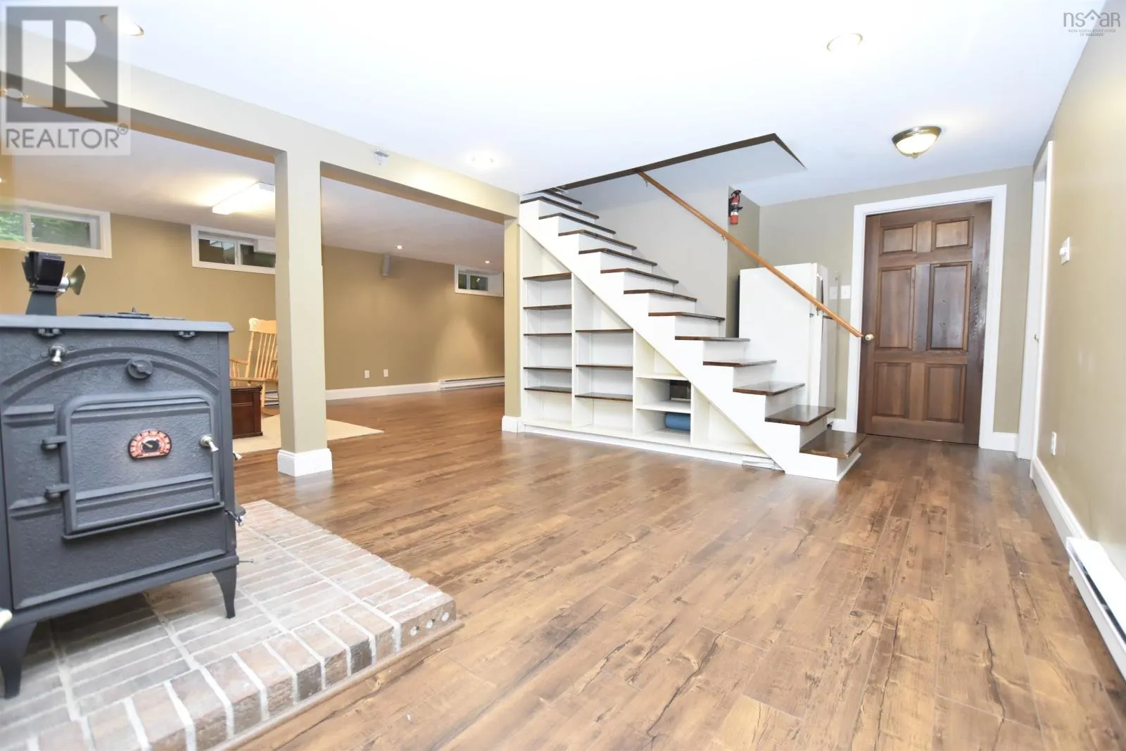 10 Kingsway Road