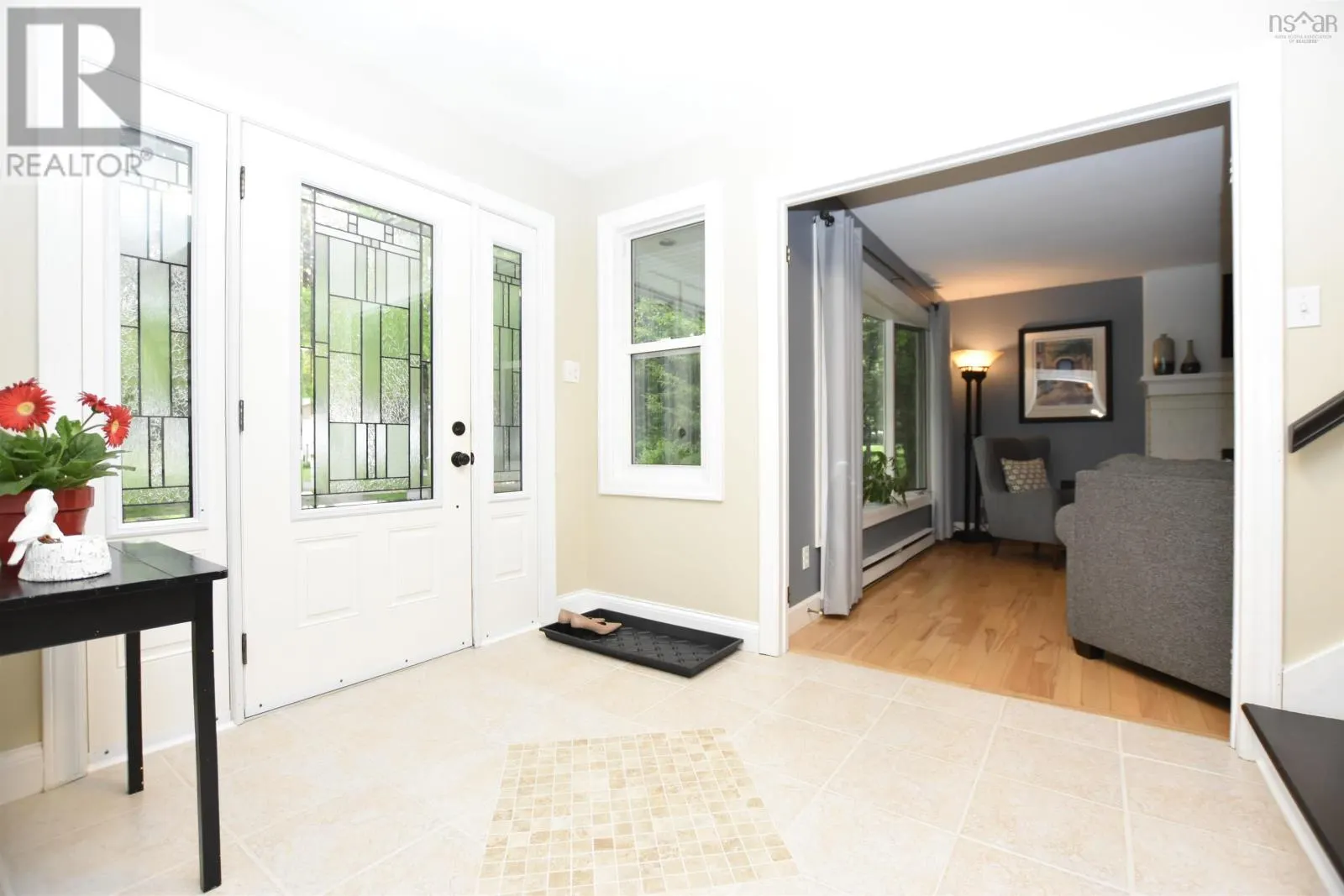 10 Kingsway Road