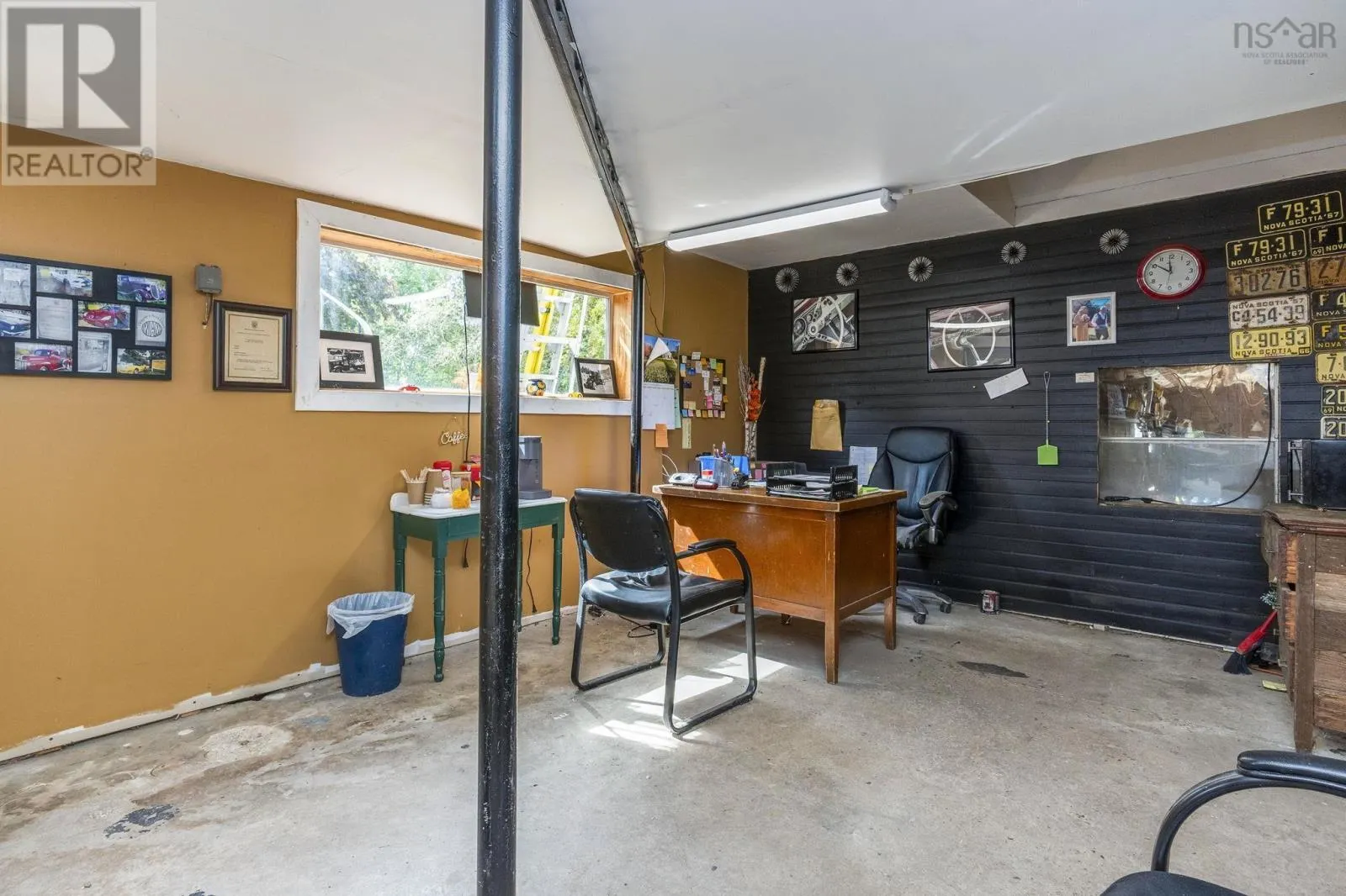 1617 Black Rock Road