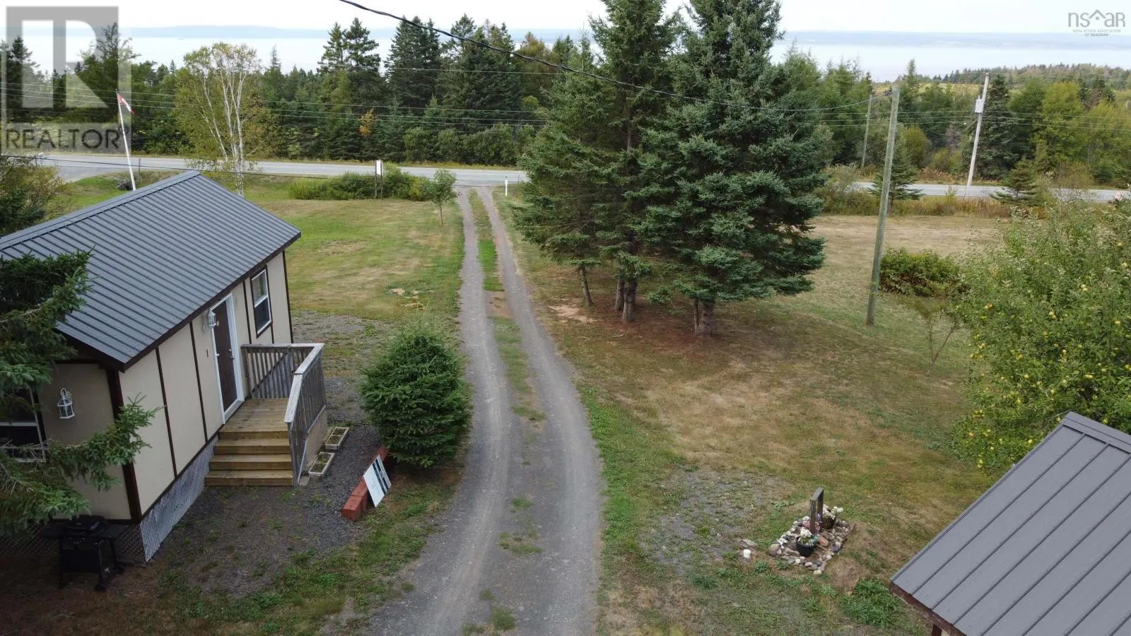 2844 Highway 215