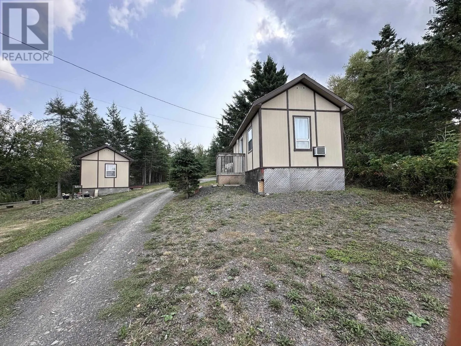2844 Highway 215