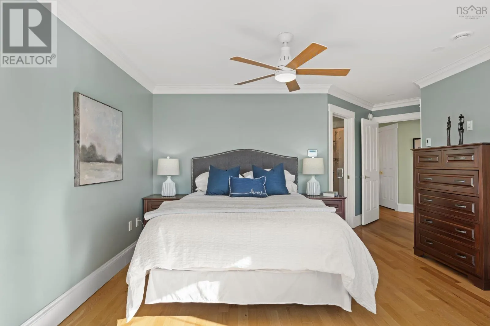 60 Shore Road