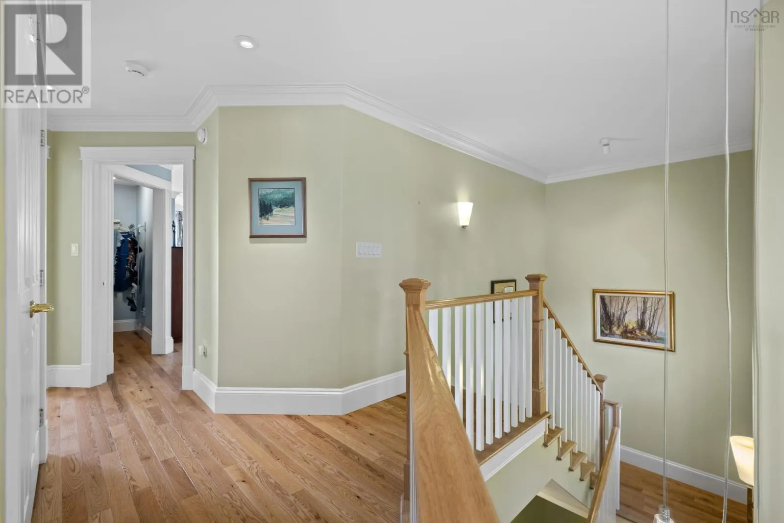 60 Shore Road