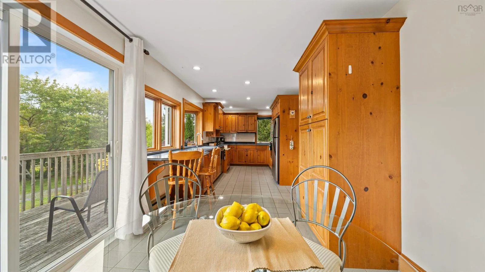 2571 ST. MARGARET'S BAY Road