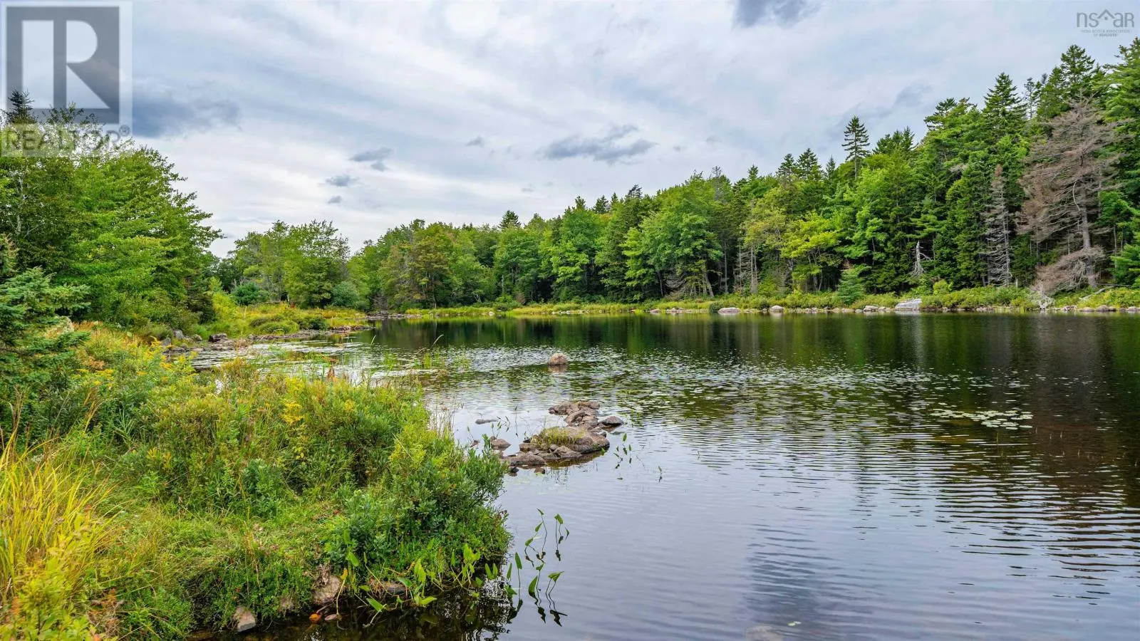 2571 ST. MARGARET'S BAY Road