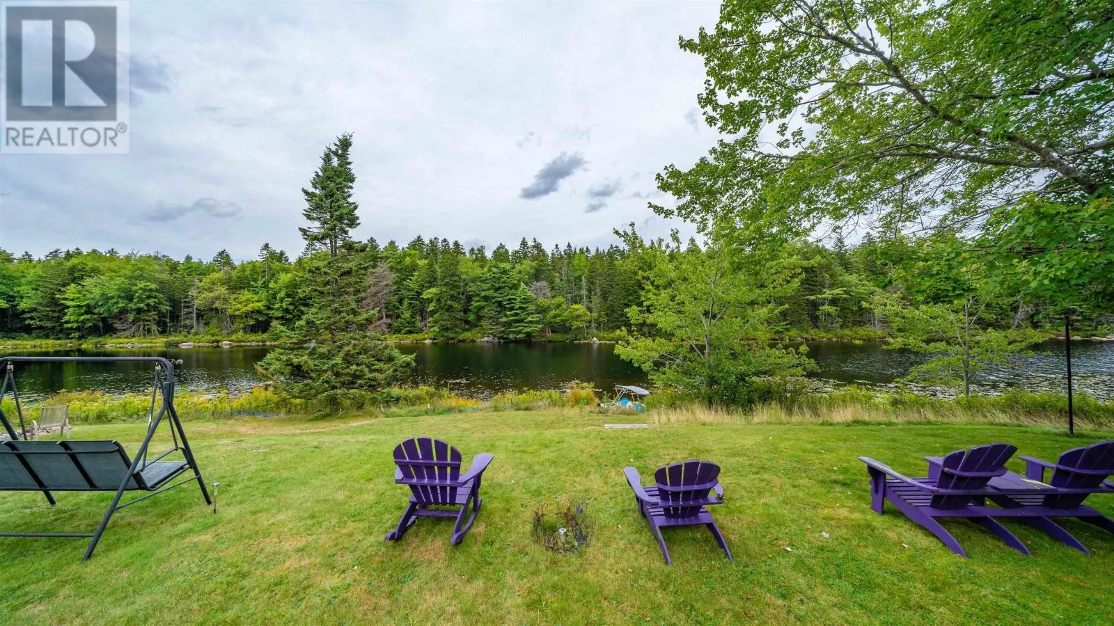 2571 ST. MARGARET'S BAY Road
