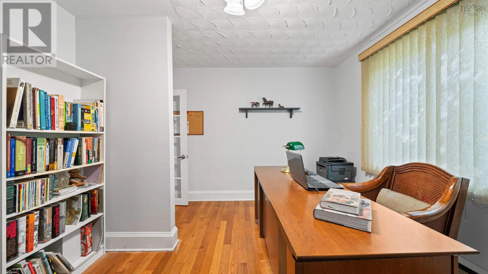 2571 ST. MARGARET'S BAY Road