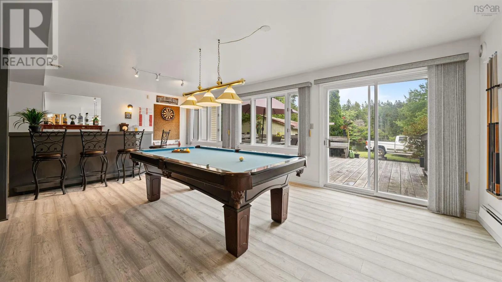 2571 ST. MARGARET'S BAY Road
