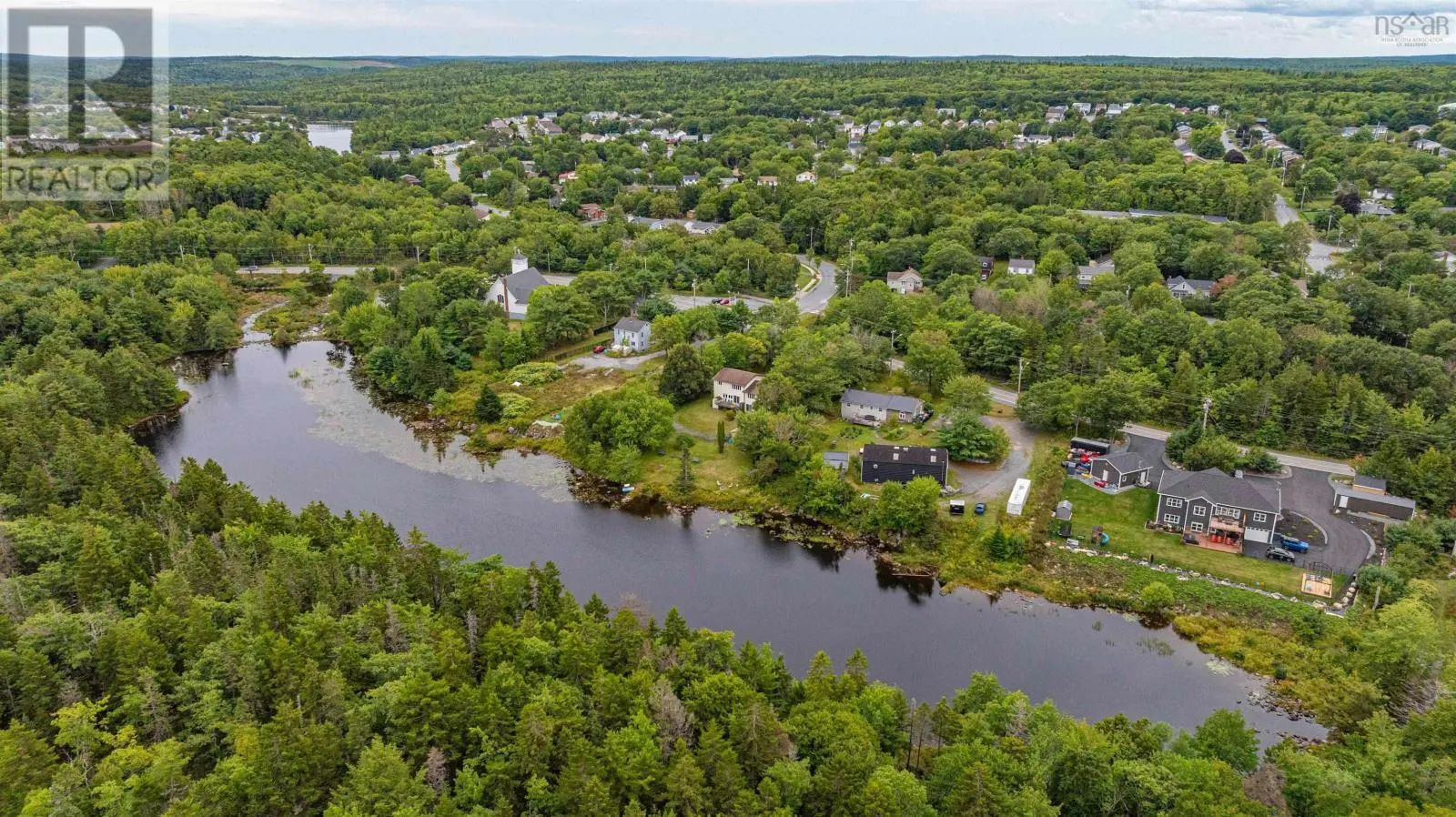 2571 ST. MARGARET'S BAY Road