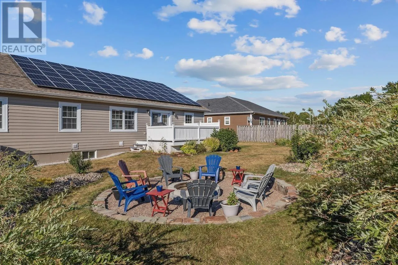 72 STARLING Crescent