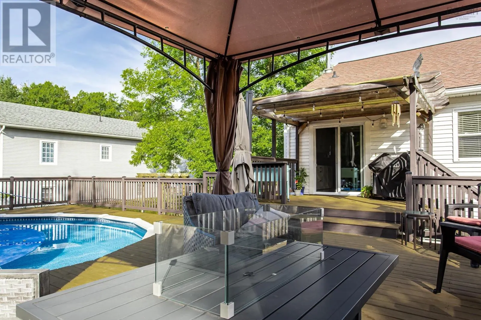11 Rivercrest Lane