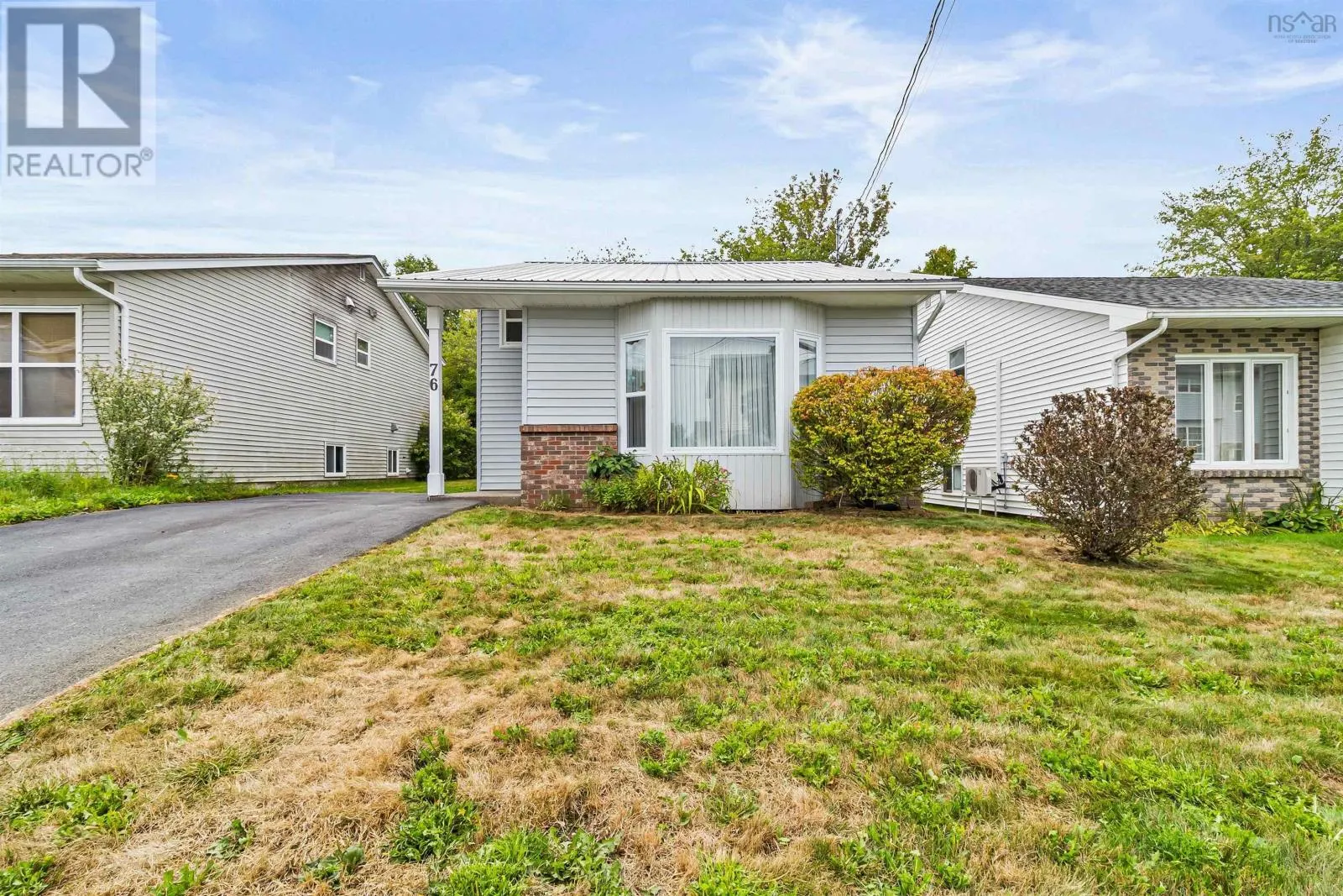76 Noria Crescent
