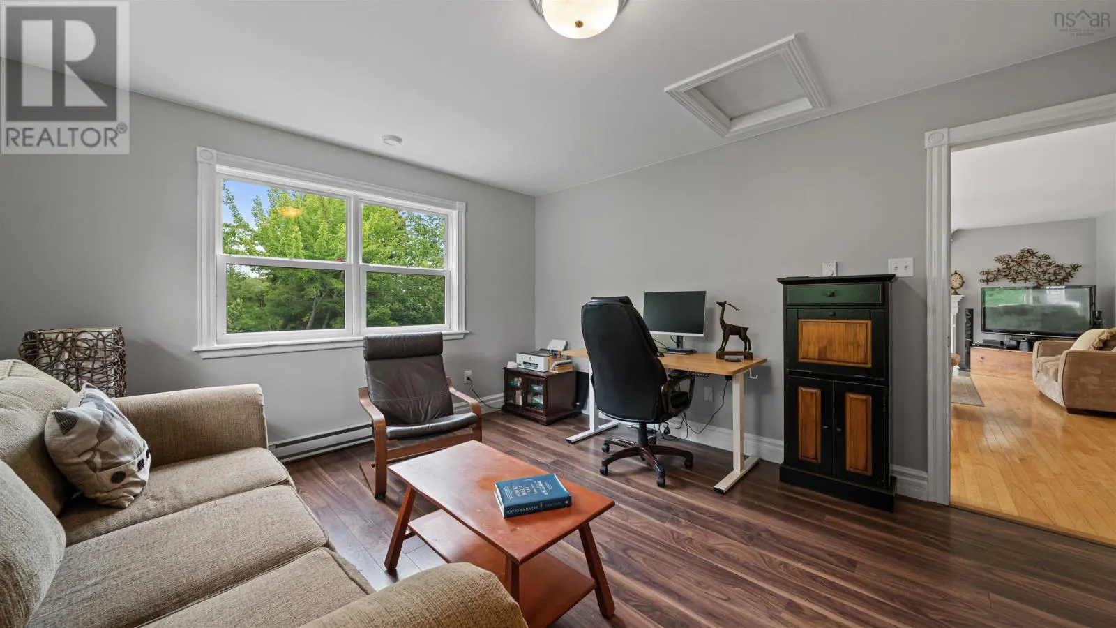 17 Oakley Avenue