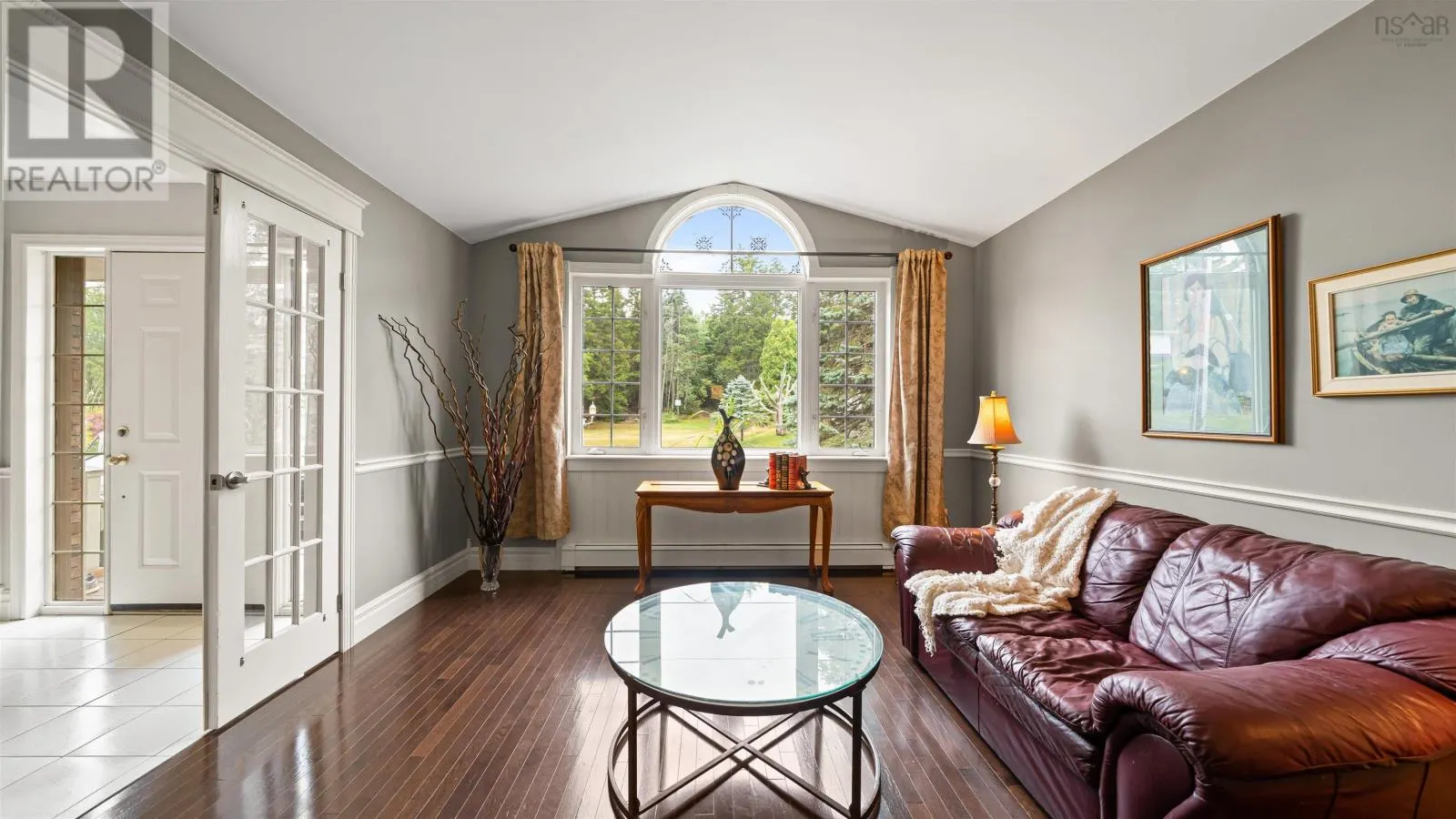 17 Oakley Avenue