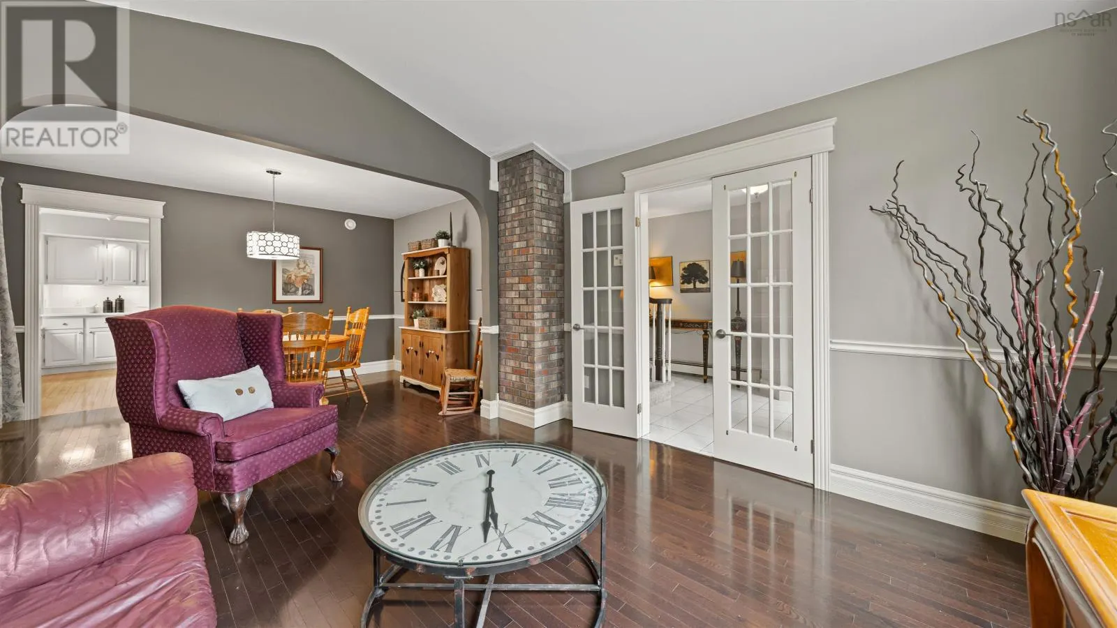 17 Oakley Avenue
