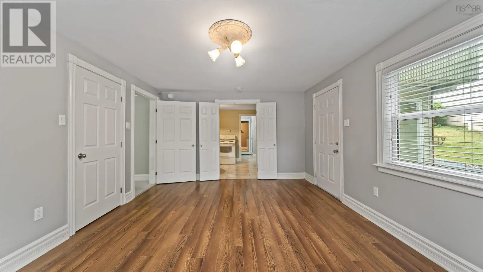 17 Oakley Avenue