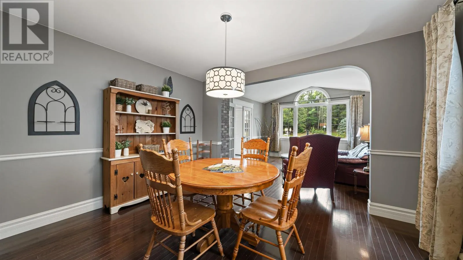17 Oakley Avenue