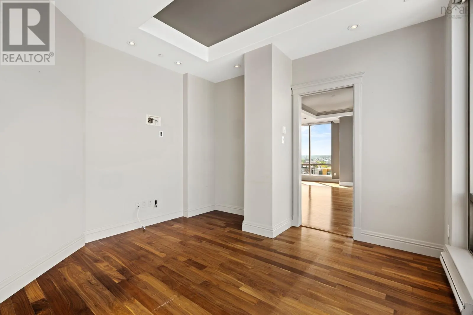 1602 1445 South Park Street