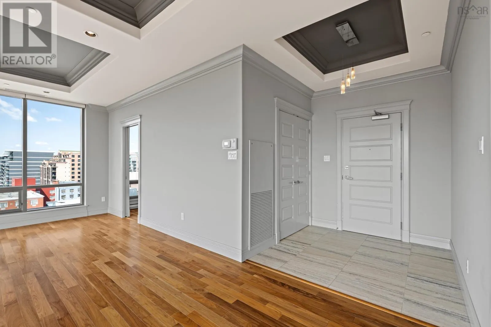 1602 1445 South Park Street