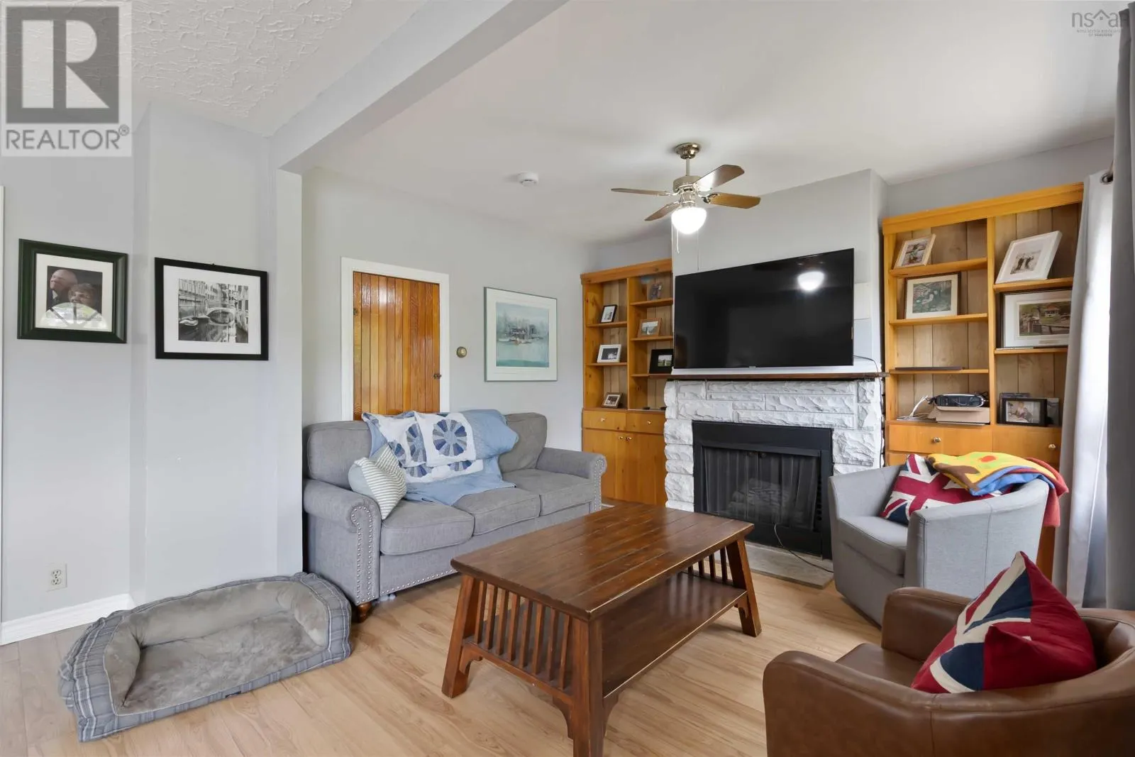24 Woodlawn Road