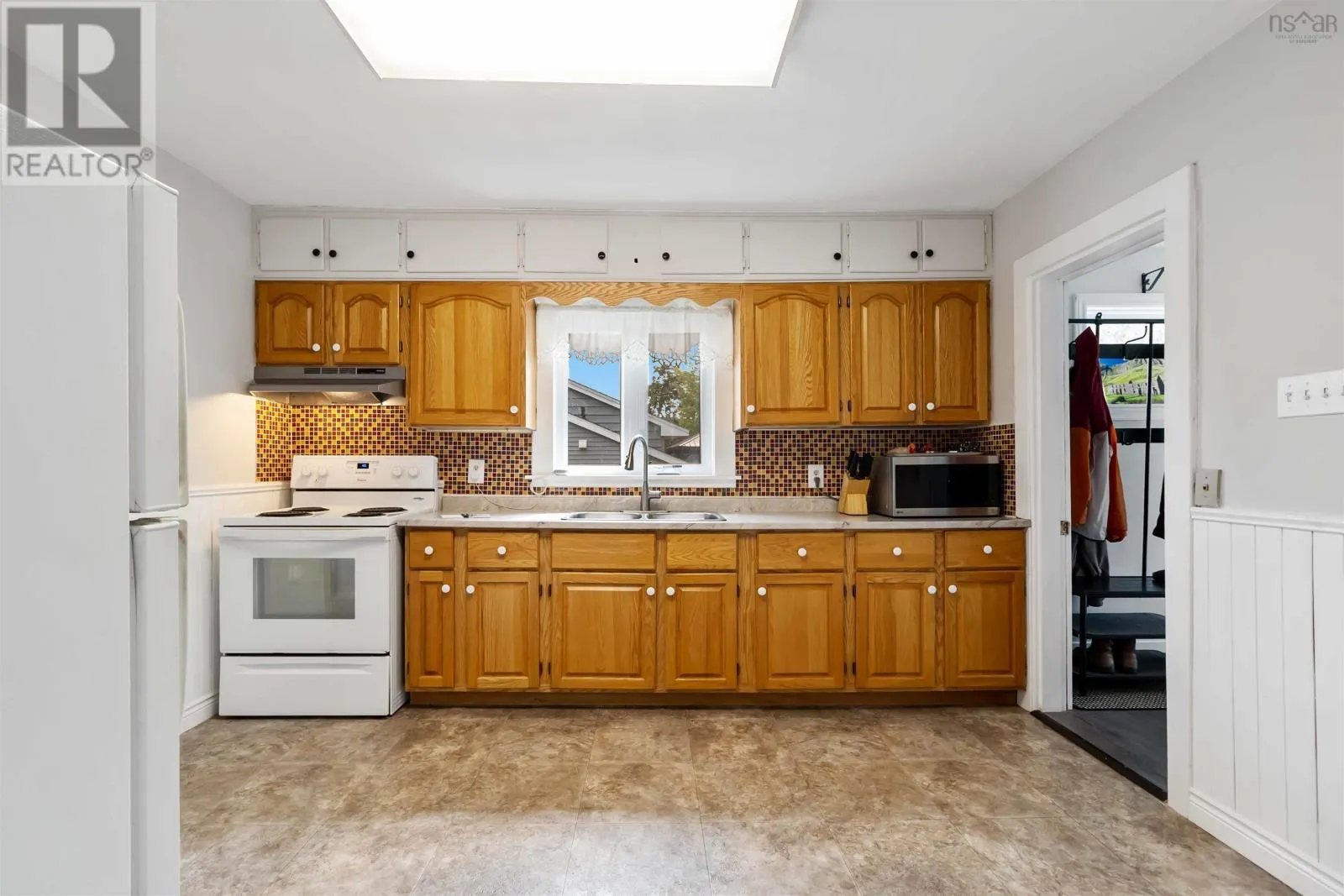 24 Woodlawn Road