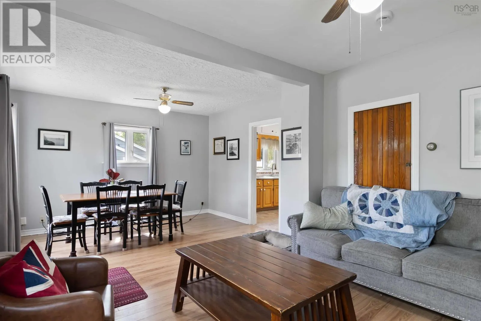 24 Woodlawn Road
