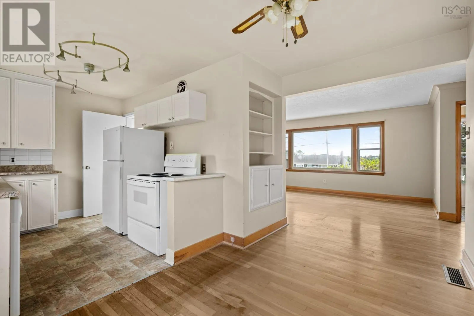 31 Raymoor Drive