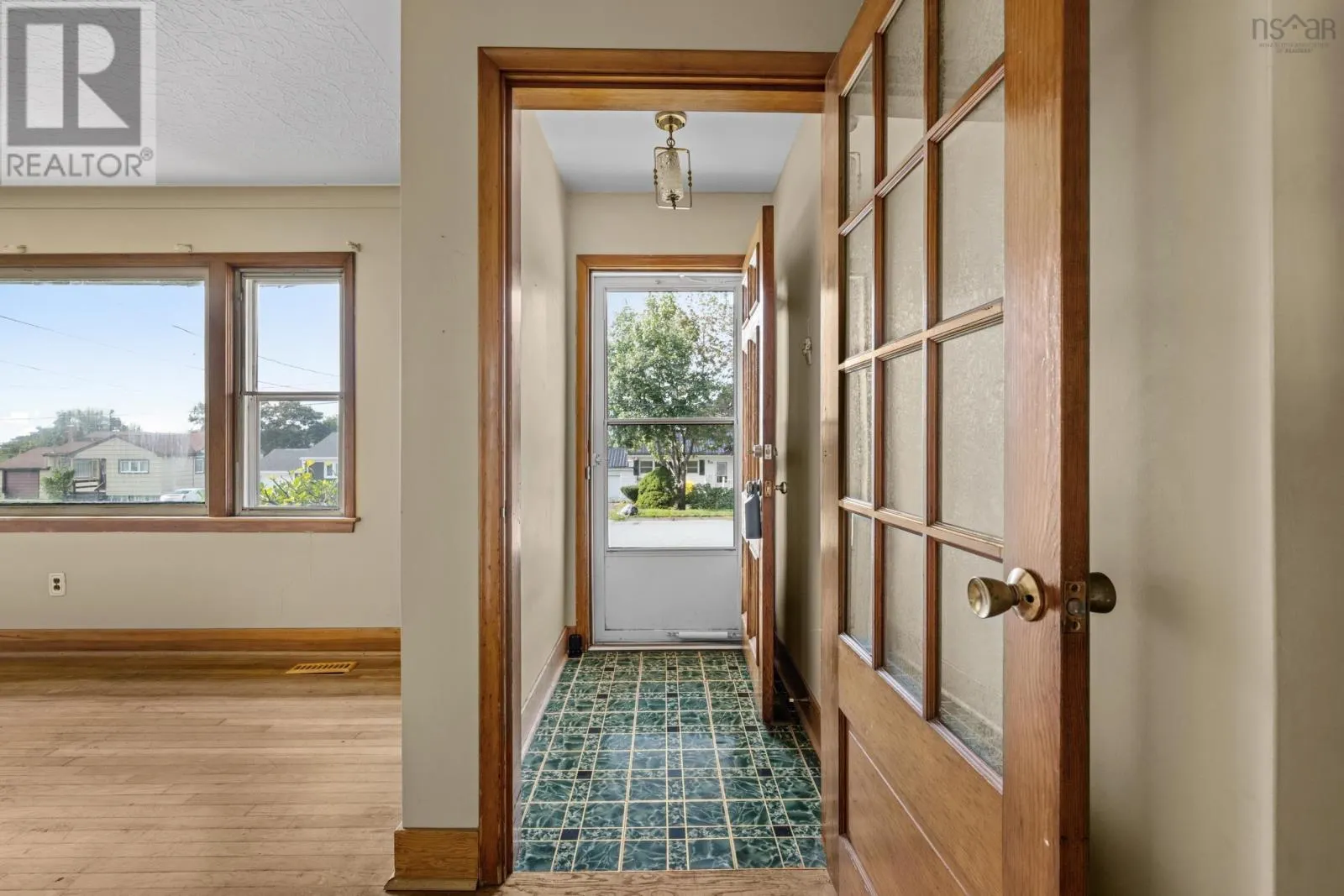 31 Raymoor Drive