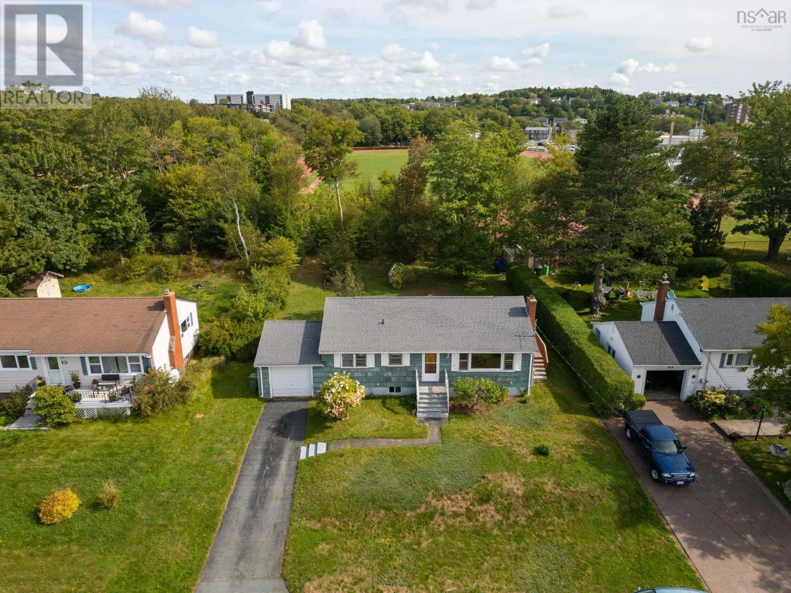 31 Raymoor Drive