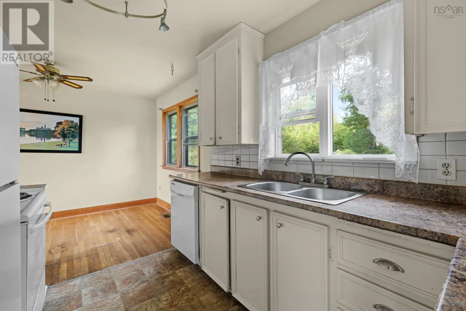 31 Raymoor Drive