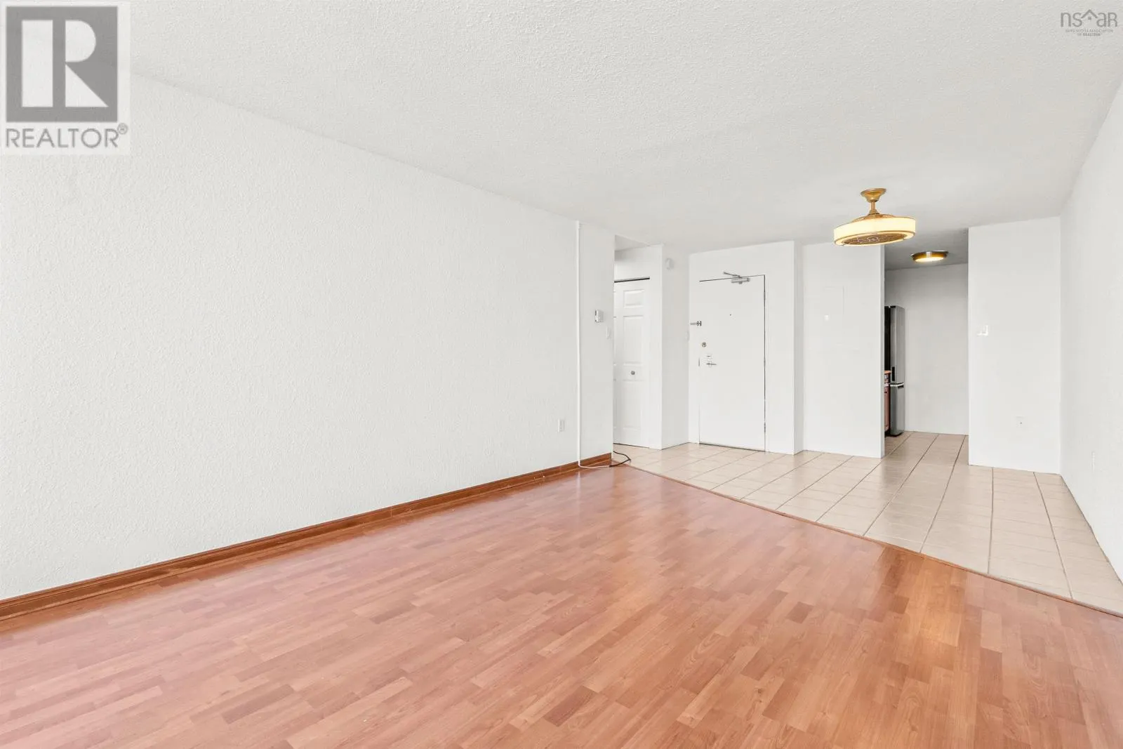 1202 5572 North Ridge Road