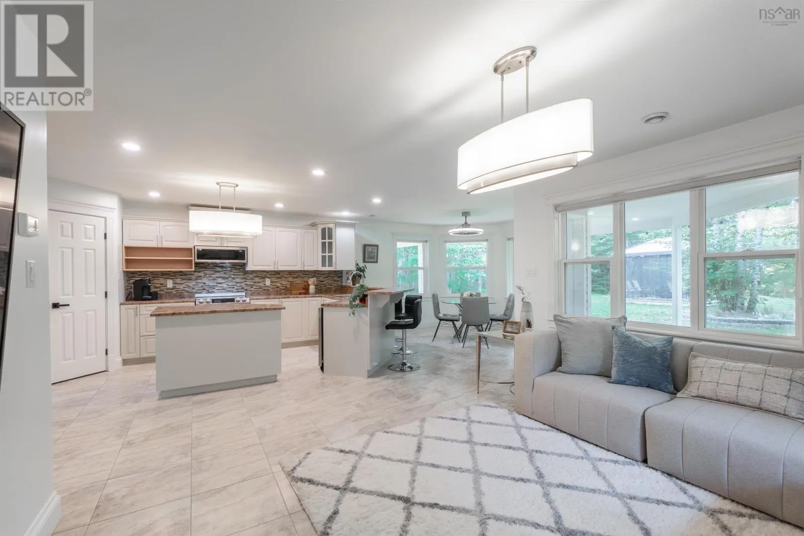10 Salto Drive