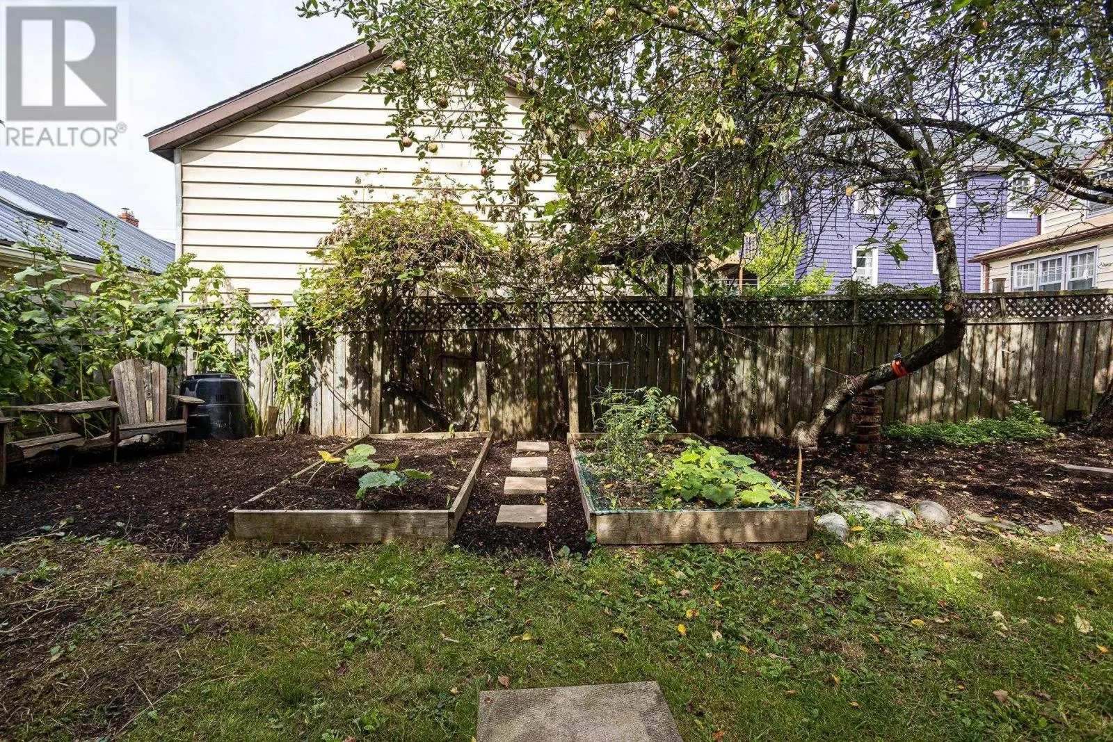 2578 Poplar Street