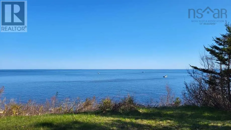 124 & 115 Red Cliff Drive