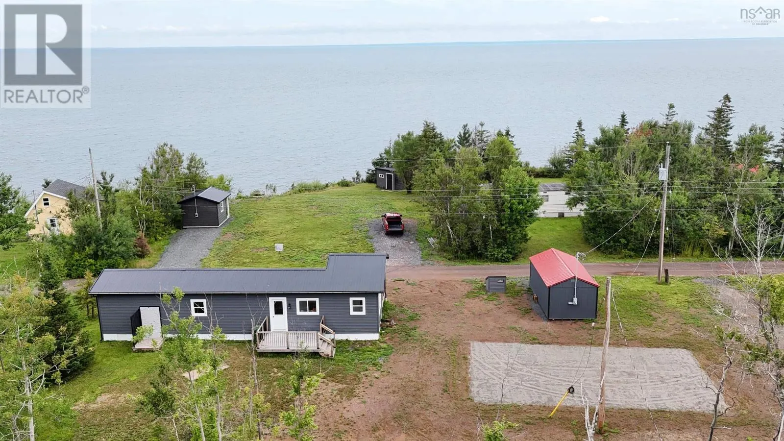 124 & 115 Red Cliff Drive