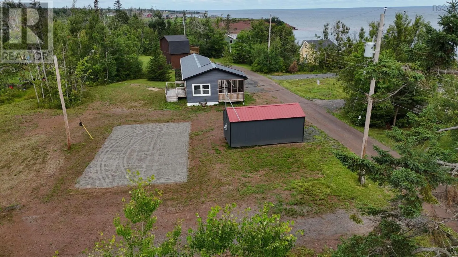 124 & 115 Red Cliff Drive