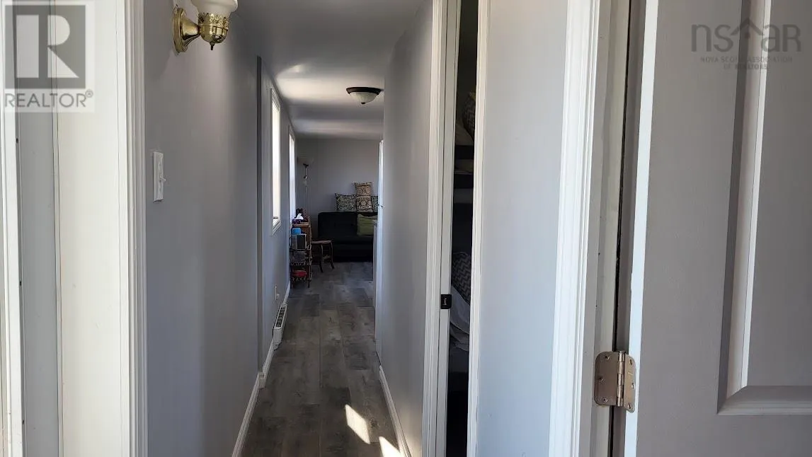 124 & 115 Red Cliff Drive