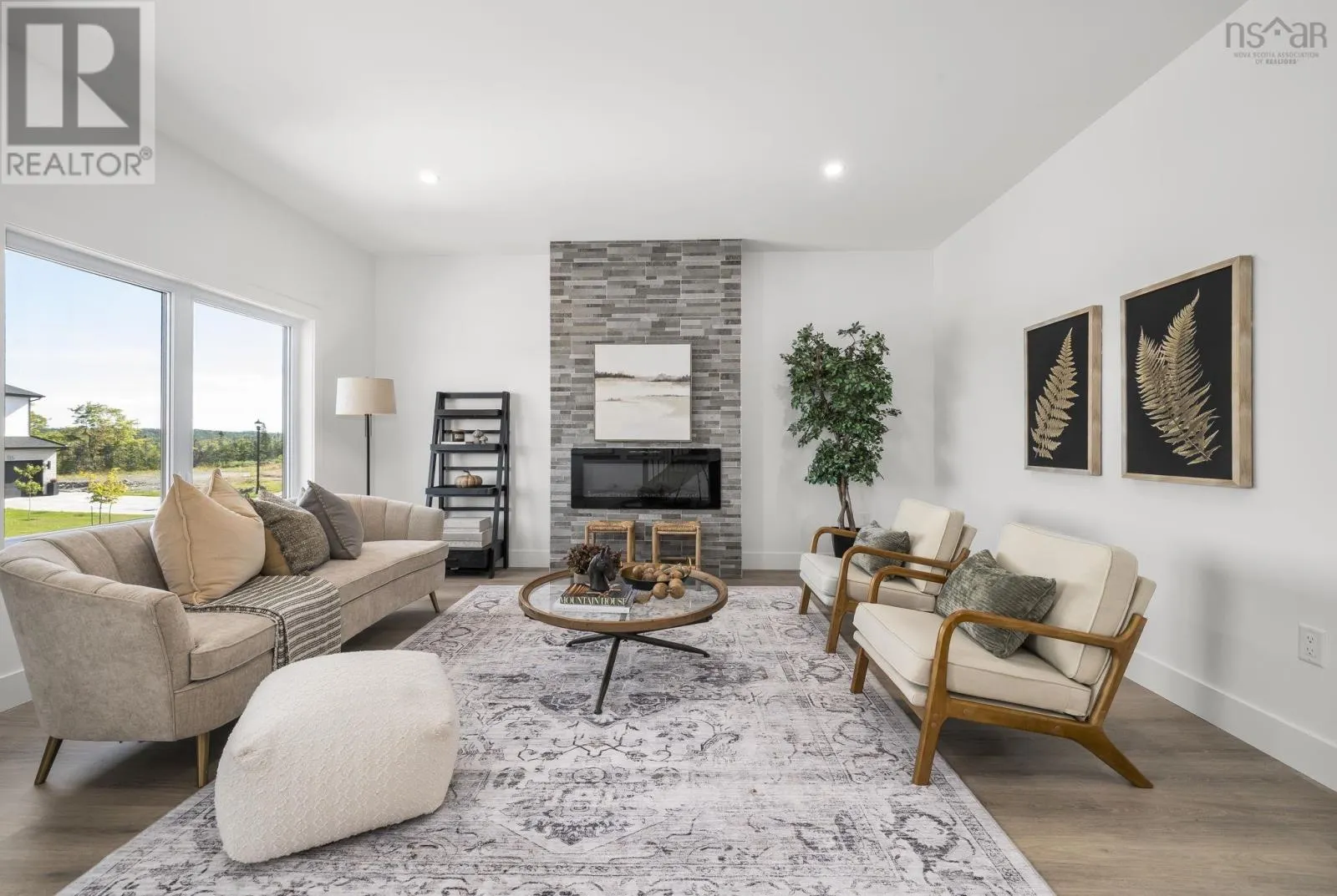 136 Provence Way
