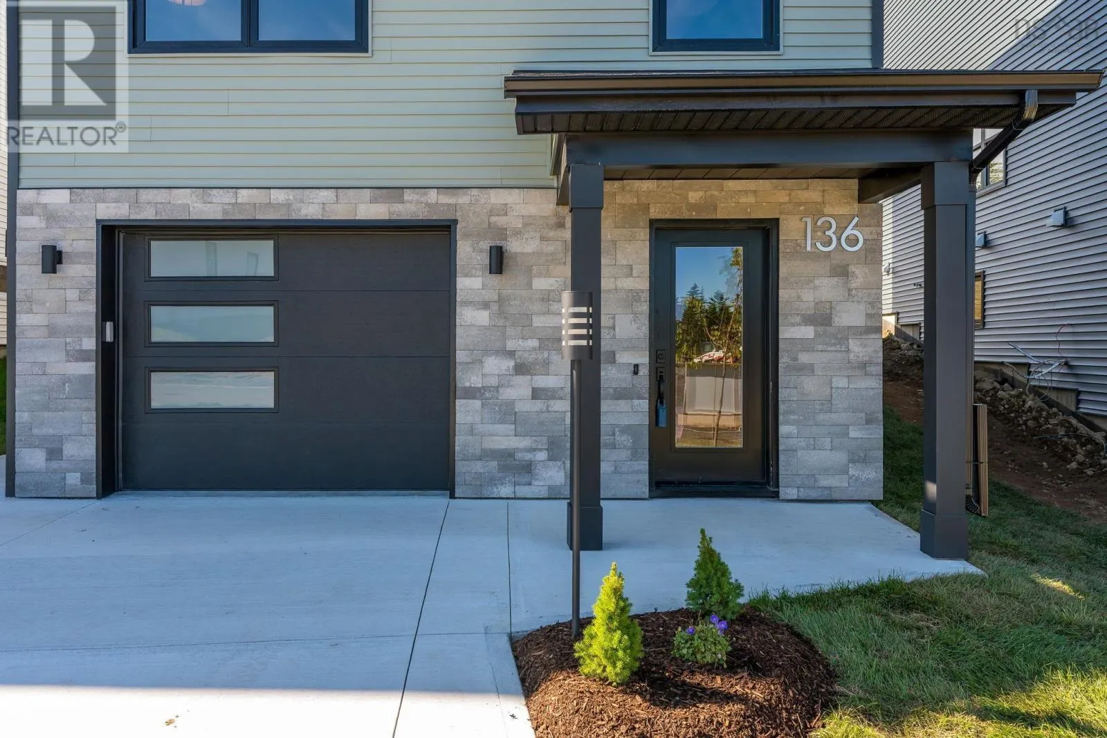136 Provence Way