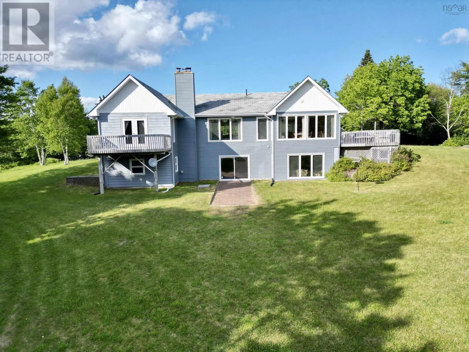 9169 Highway 16