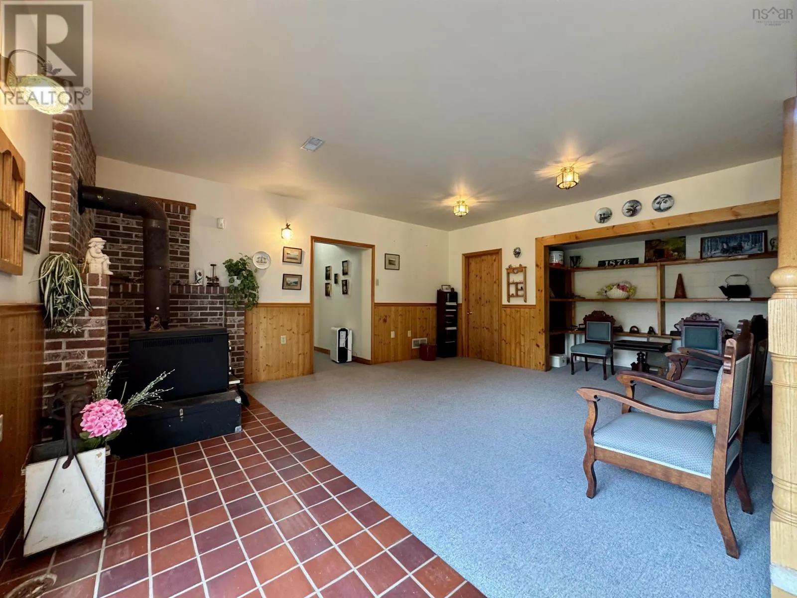9169 Highway 16