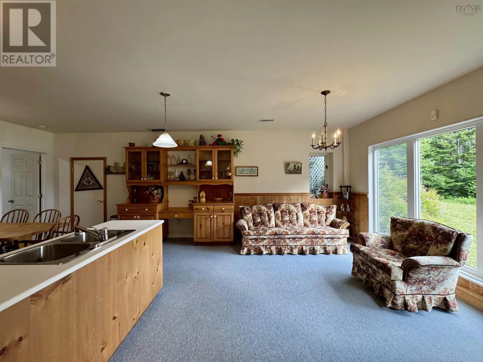 9169 Highway 16