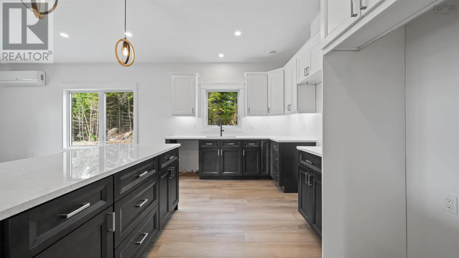 121 Grandview Terrace