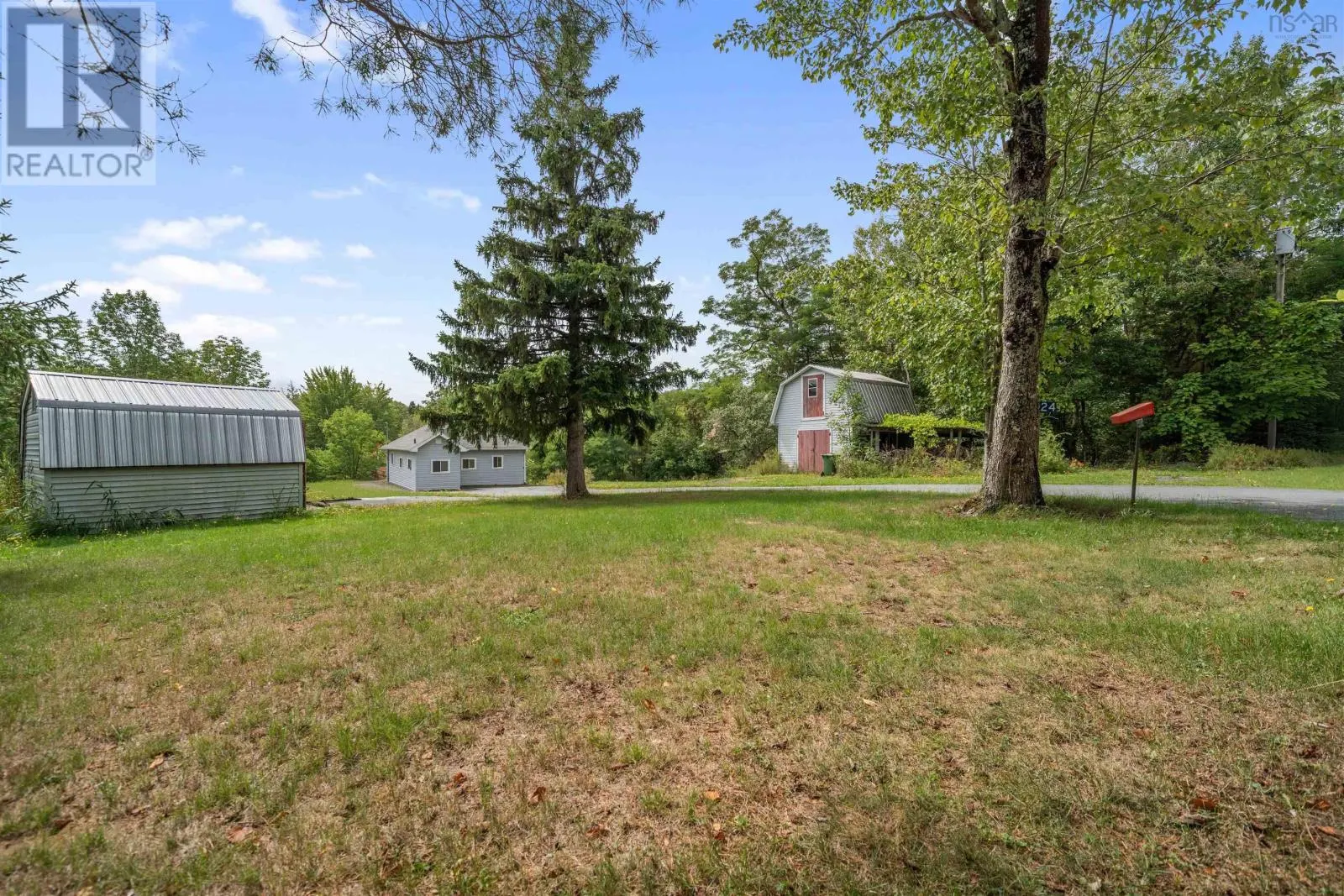 24 Buchanan Avenue