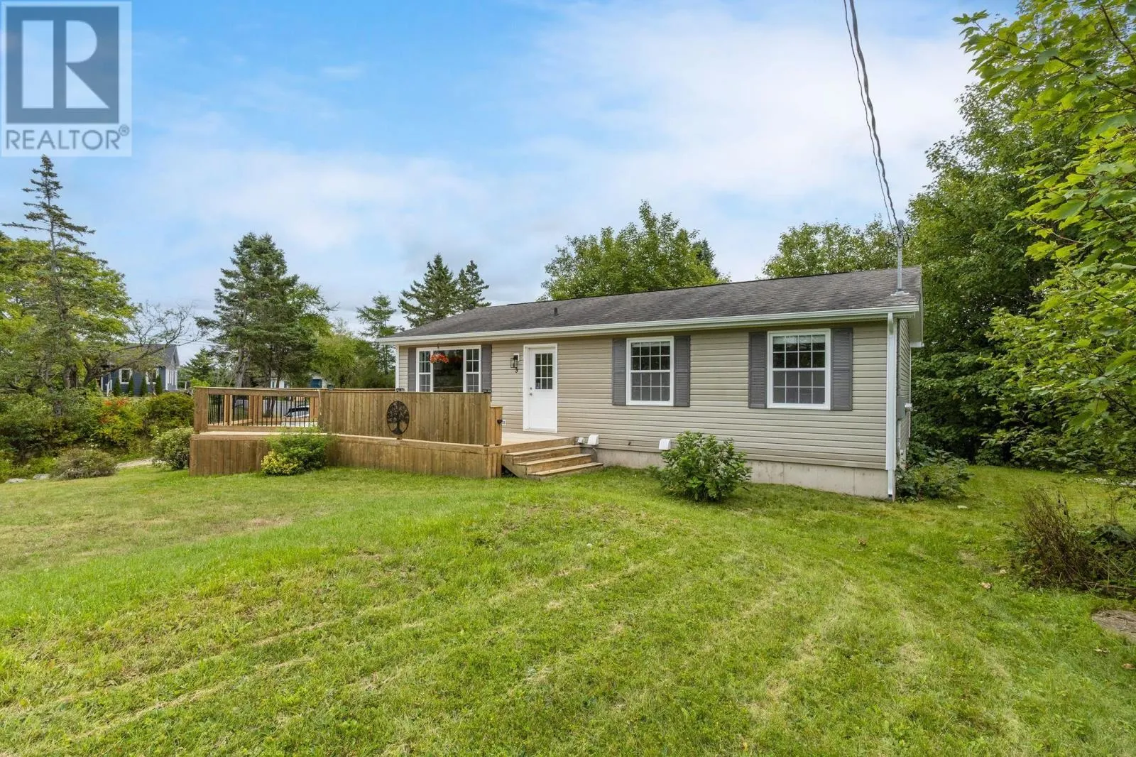 3 Bayview Lane